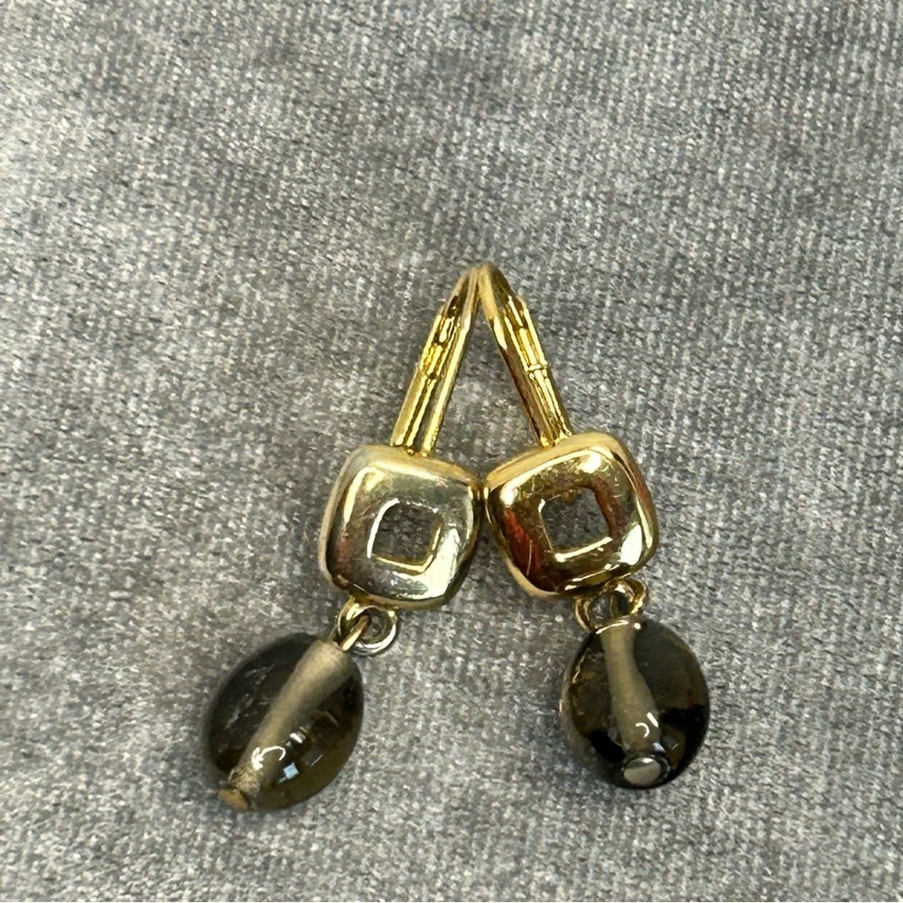 Gold tone gray brown beaded square dangling earrings